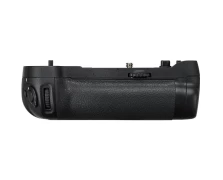 NIKON MB-D17 BATTERY PACK (137975)