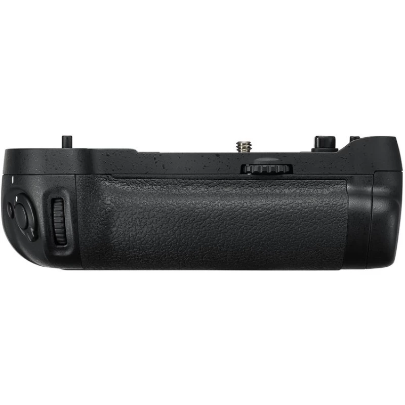 NIKON MB-D17 BATTERY PACK (137975)